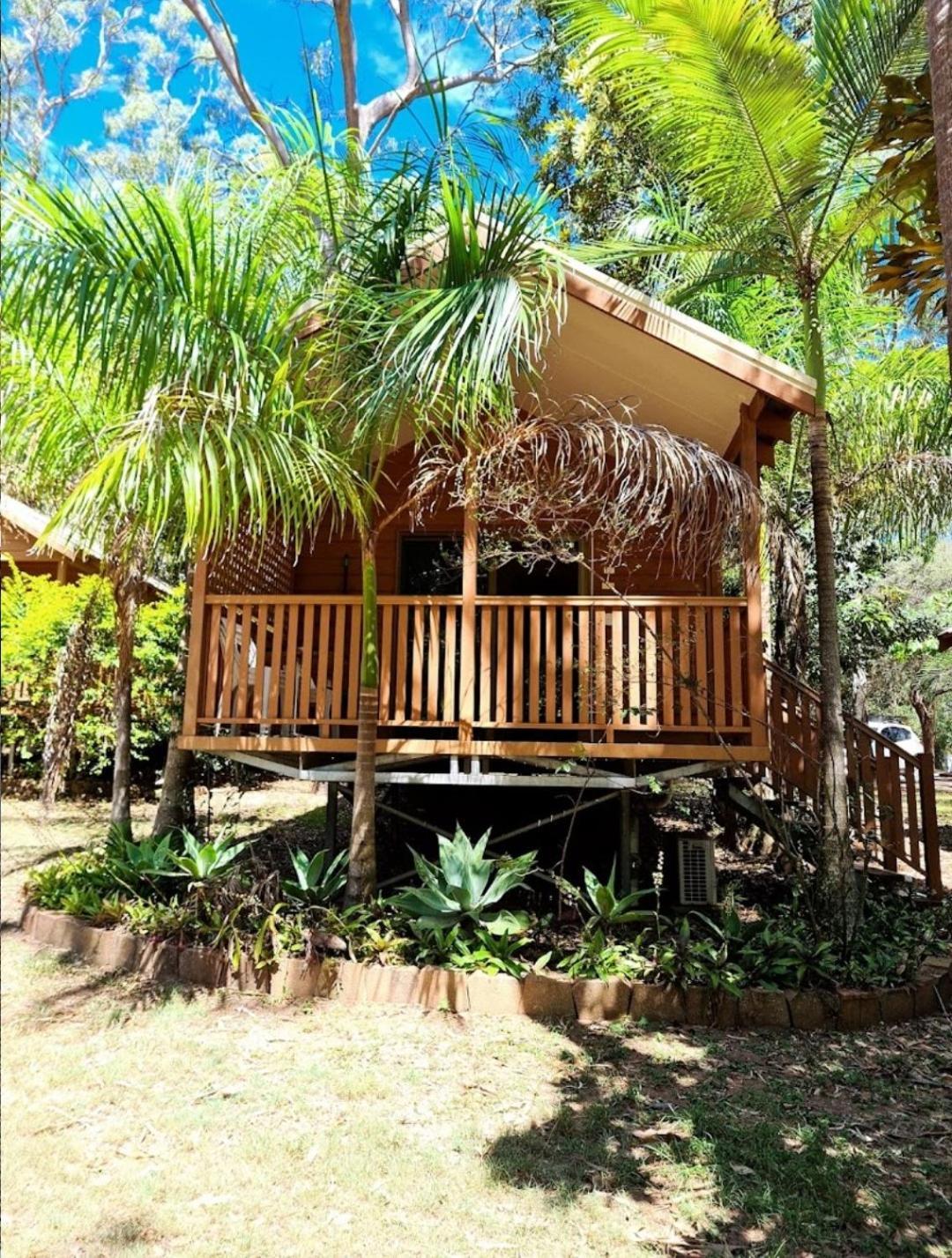 1770 Holiday Village เซเวนทีนเซเวนตี ภายนอก รูปภาพ