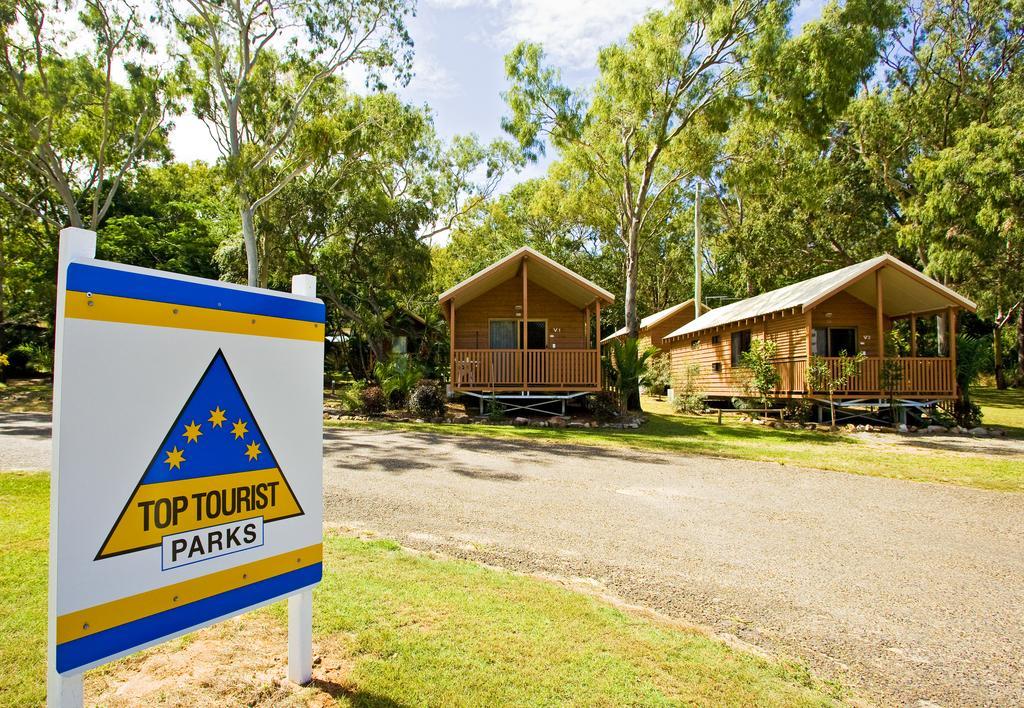 1770 Holiday Village เซเวนทีนเซเวนตี ภายนอก รูปภาพ